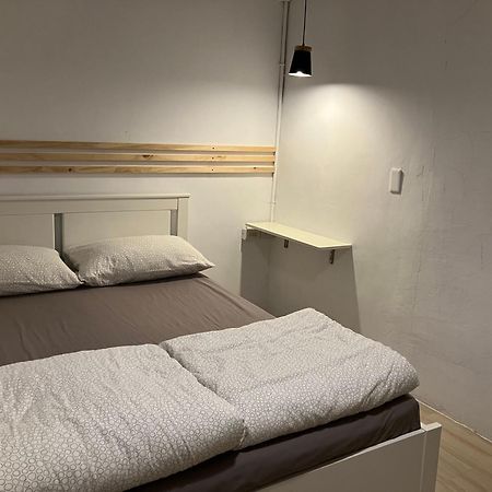 Ruifang Yi Hostel New Taipei City Exterior foto