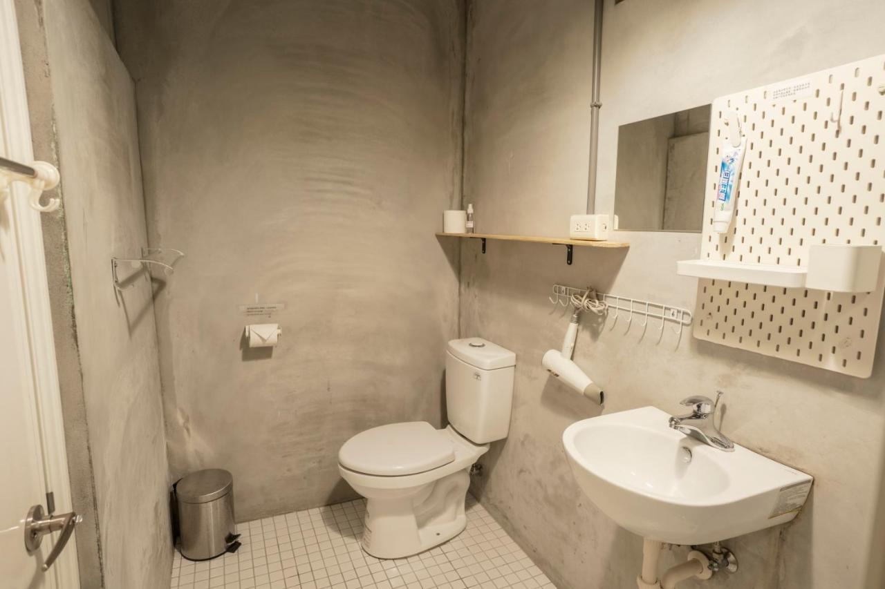 Ruifang Yi Hostel New Taipei City Exterior foto