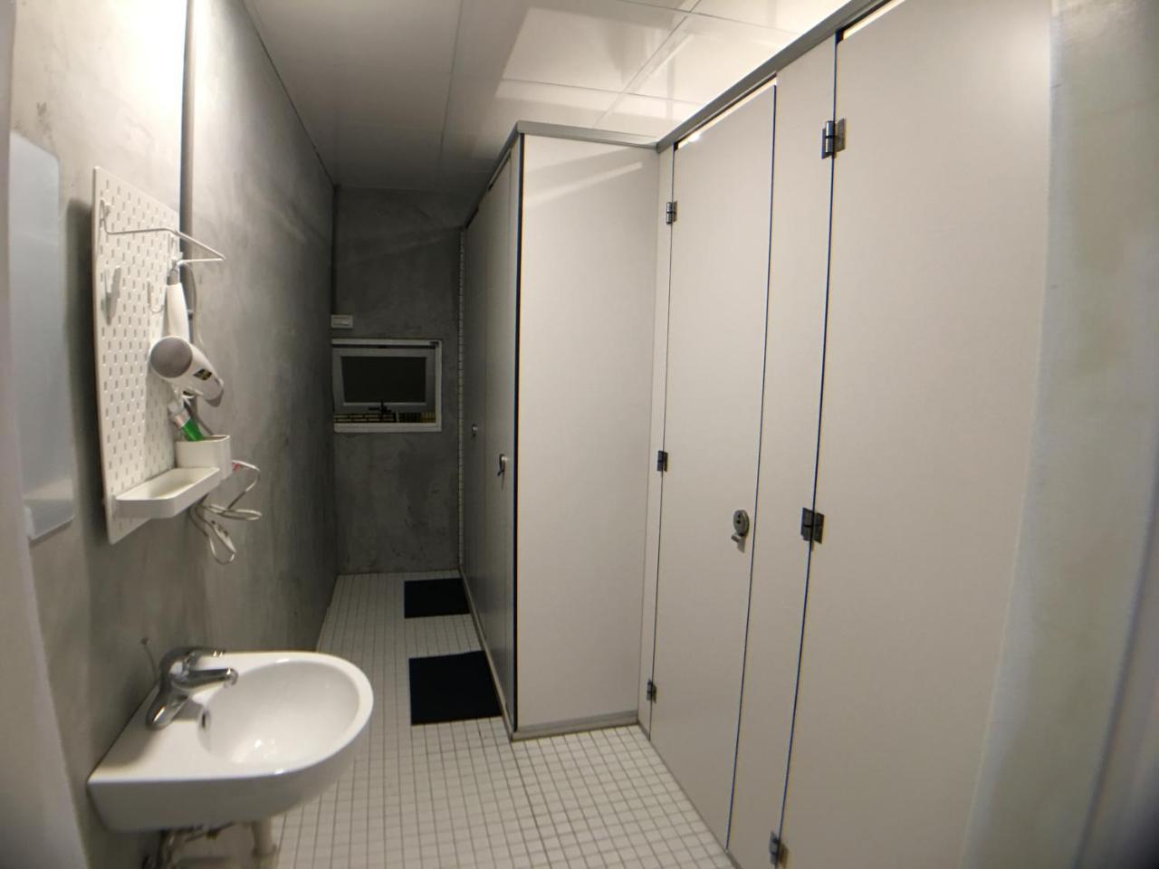 Ruifang Yi Hostel New Taipei City Exterior foto