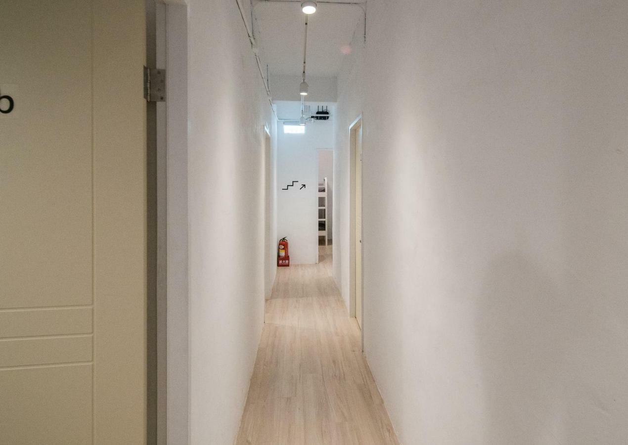 Ruifang Yi Hostel New Taipei City Exterior foto