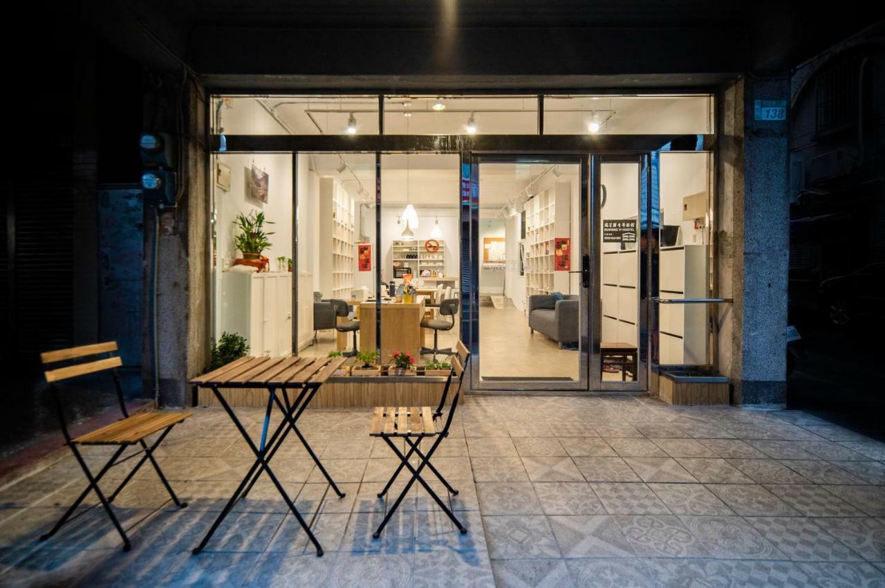 Ruifang Yi Hostel New Taipei City Exterior foto